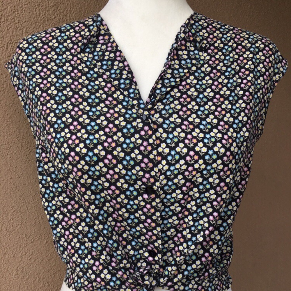 1940s Floral Button Down Blouse